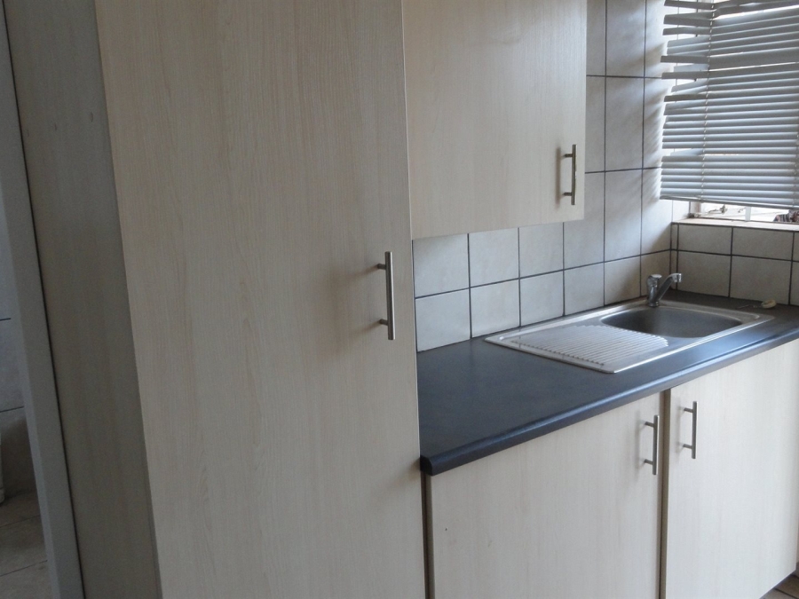 2 Bedroom Property for Sale in Potchefstroom North West